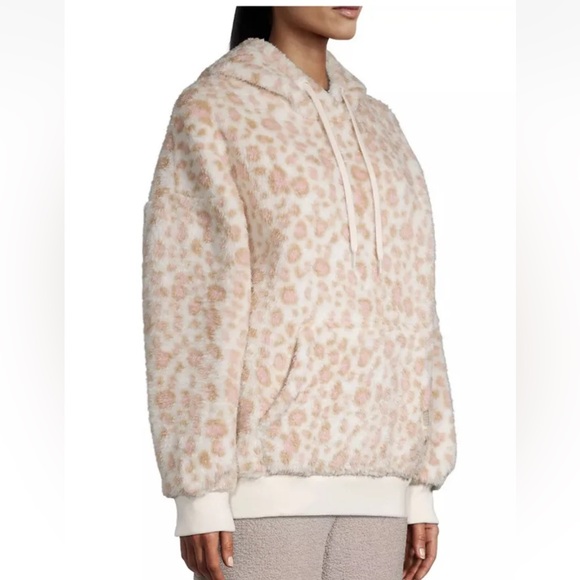 UGG Lora Sherpa Hoodie. Size M. MSRP $98 - Picture 2 of 16